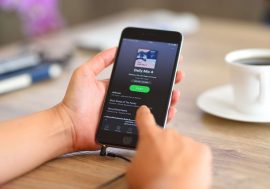 Spotify скаржиться, що Apple витісняє сервіс з ринку стрімінга