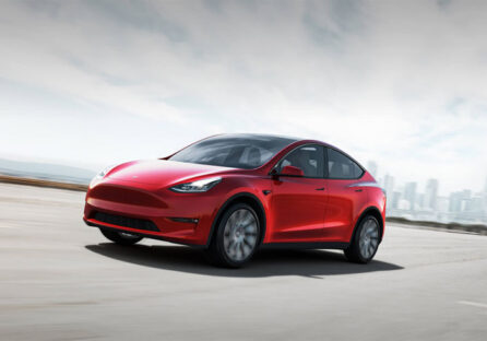 Tesla показала новий електрокар – кросовер Model Y