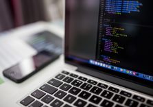 Рейтинг популярності мов програмування — С лідирує, а Java втрачає позиції