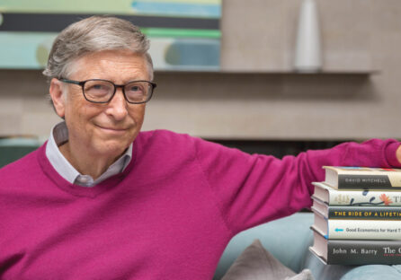 П’ять книг, які Білл Гейтс радить прочитати цього літа