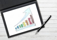 ТОП-10 фінансових ЗМІ України за пів року очолив Мінфін