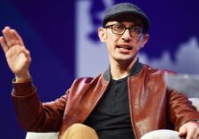 Засновник Shopify назвав 2 книги, які зробили його мільярдером