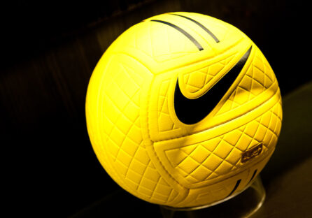 Логотип Nike – мільярдна емблема за 35 доларів