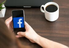 Залишаєте Facebook? Ось зручний спосіб забрати фотографії з собою