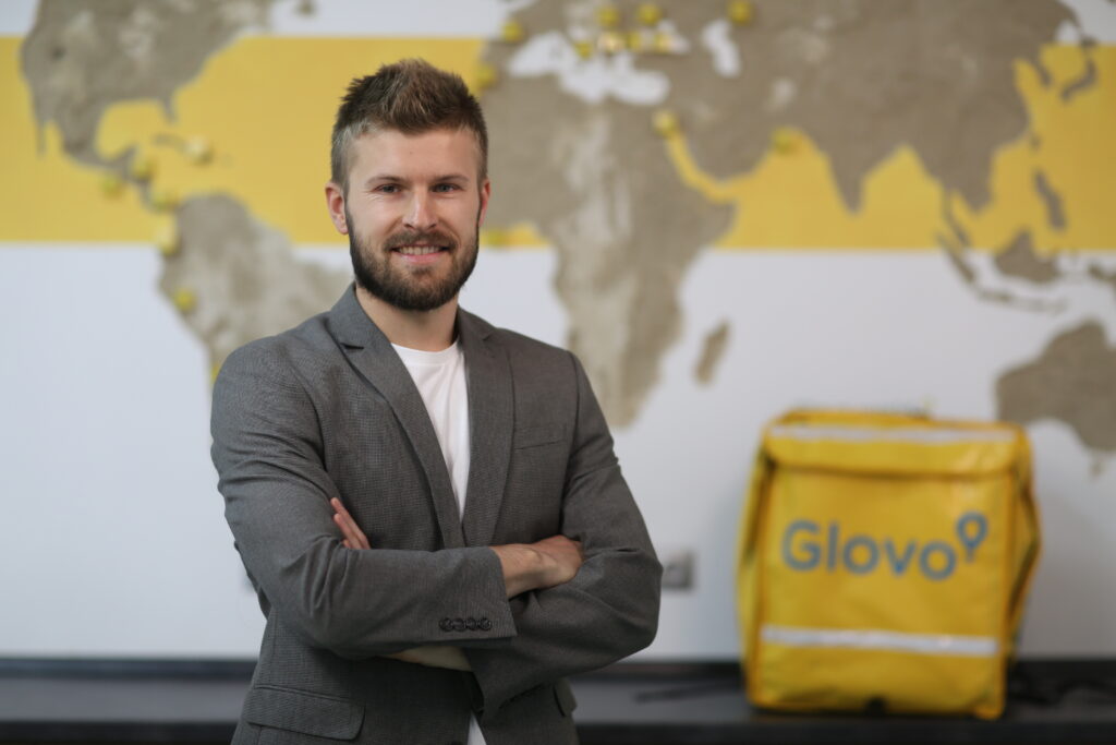 27 міст, 2 «хмарні кухні» та 1170 тонн бургерів - сервіс Glovo відзначає другу річницю роботи в Україні - startups, partners, news, groshi, business
