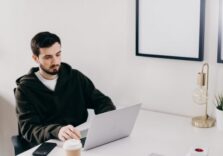 Як перестати прокрастинувати. Психолог запропонував ефективну техніку