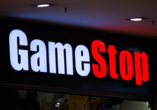 Не тільки «хлопці з Reddit»: хедж-фонд в США отримав $700 млн на акціях GameStop у «війні» інвесторів з Волл-стріт