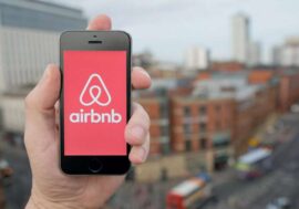 Airbnb оплатить подорож довжиною в рік для 12 осіб та їх сімей