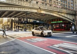 Безпілотні автомобілі Waymo почнуть їздити дорогами Нью-Йорка