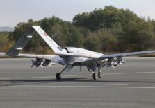 Фонд Сергія Притули збирає кошти на байрактари. Як долучитися?