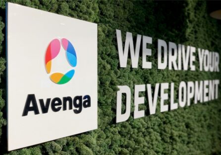 Yuriy Adamchuk takes over from Jan Webering as CEO of Avenga