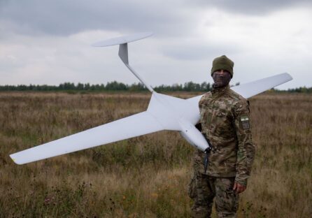 Компанія MacPaw передала військовим новітній український безпілотник виробництва UA Dynamics