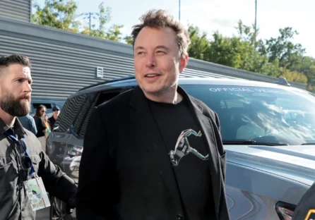 Новий компенсаційний пакет Ілона Маска від Tesla: $1 трильйон за «урізані» обіцянки