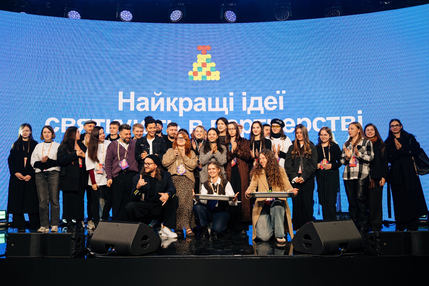 1300+ учасників та понад 500 000 грн донатів: як пройшла перша конференція про єдність та партнерства «БОРЩ»  - home-top, community, press-release, events, news, online-marketing, career