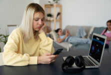 Від школяра до студента: як цифрові навички допомагають у підготовці до НМТ